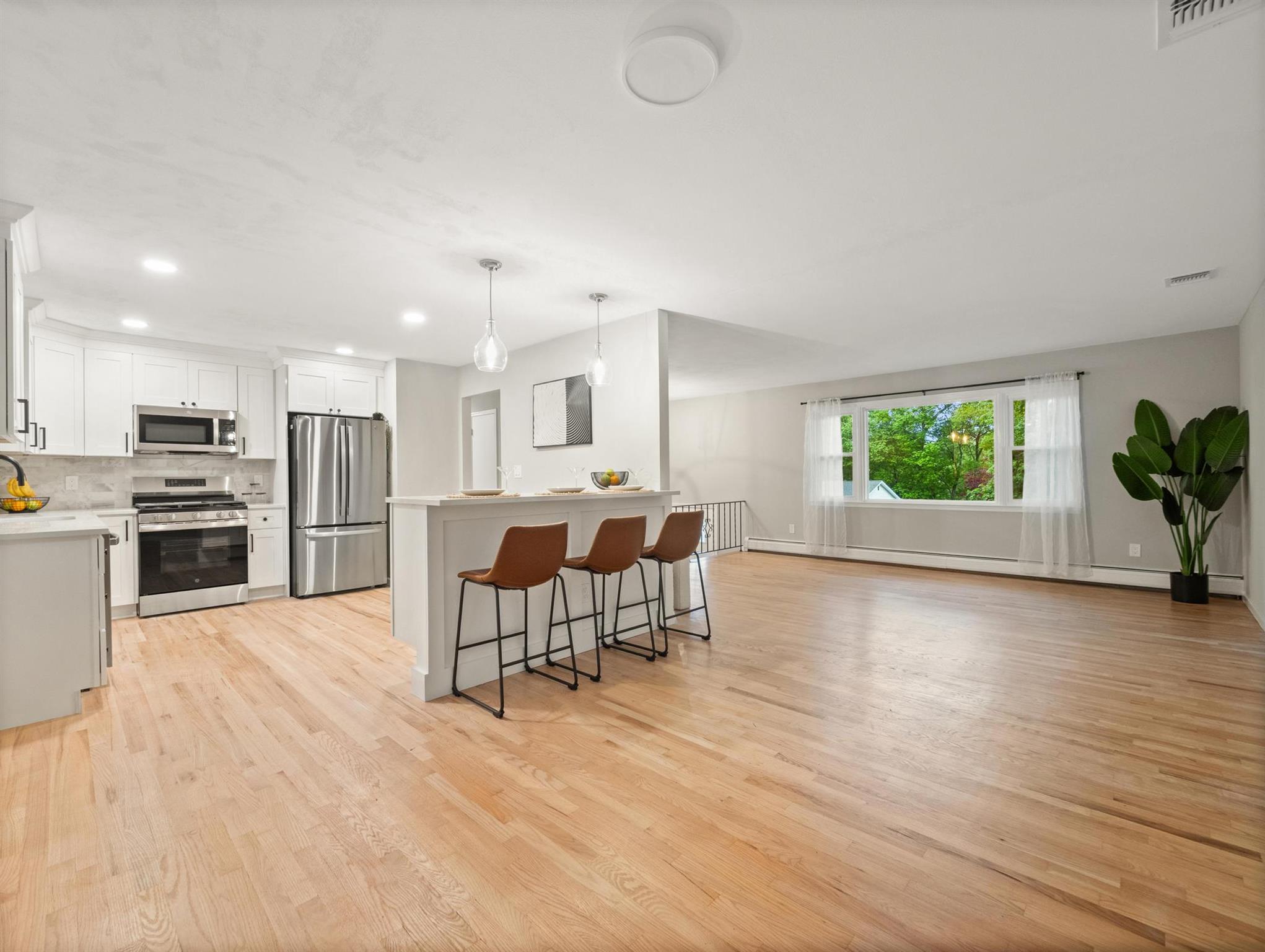 31 Pennsylvania Avenue, Valley Cottage, New York image 10