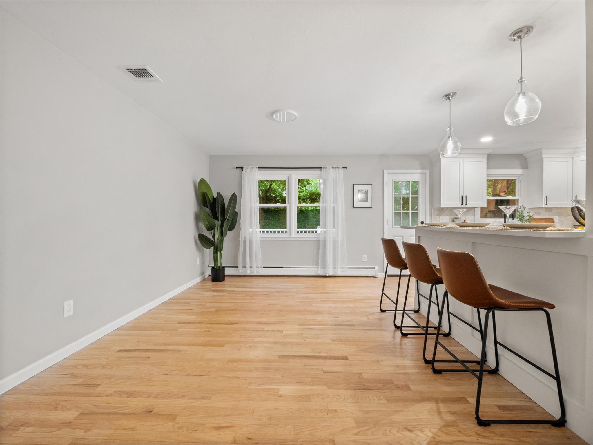 31 Pennsylvania Avenue, Valley Cottage, New York image 9