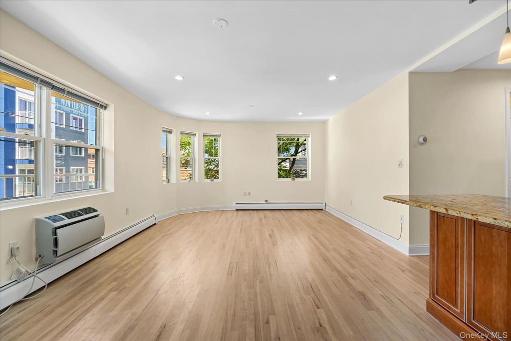Photo of 188 Beach 101st Street #1B, Rockaway Park, NY 11694 (MLS # 1019938)