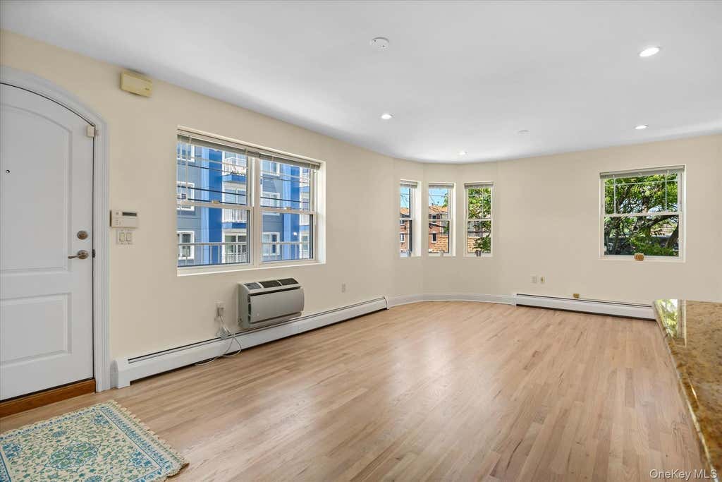 Photo of 188 Beach 101st Street #1B, Rockaway Park, NY 11694 (MLS # 1019938)