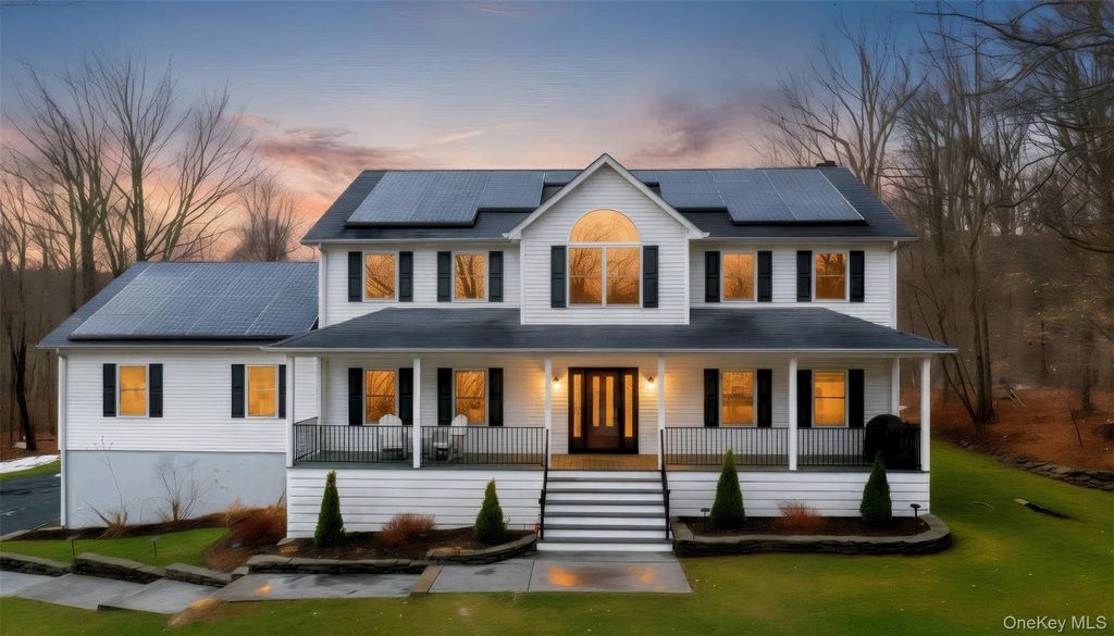 Photo of 309 Quannacut Road, Pine Bush, NY 12566 (MLS # 964664)