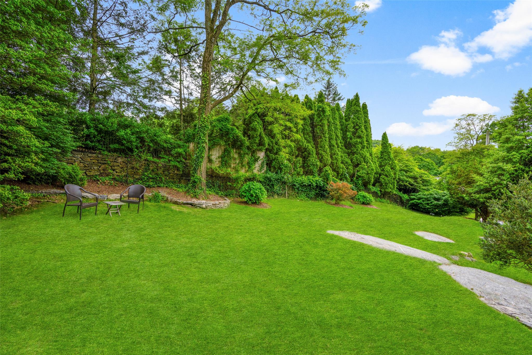 3 Briar Close Road, Larchmont, New York image 34