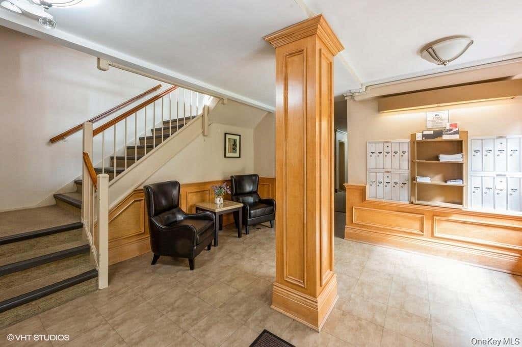 Photo of 60 white oak st street #5D, New Rochelle, NY 10801 (MLS # 1019763)