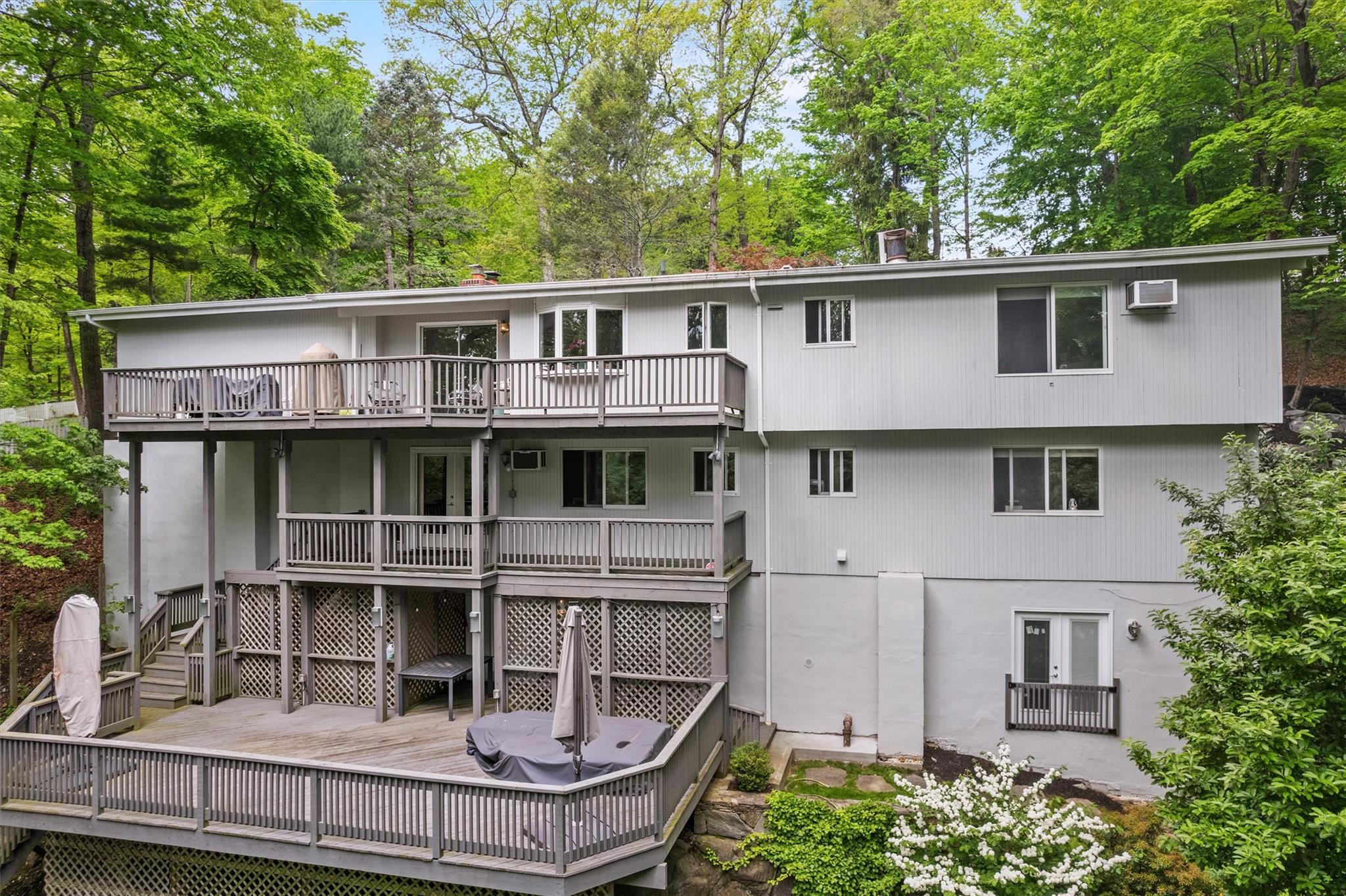 57 Hamilton Drive, Chappaqua, Florida image 32