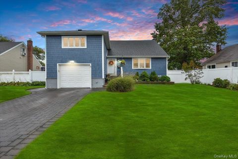 33 Ford Drive S Massapequa NY 11758