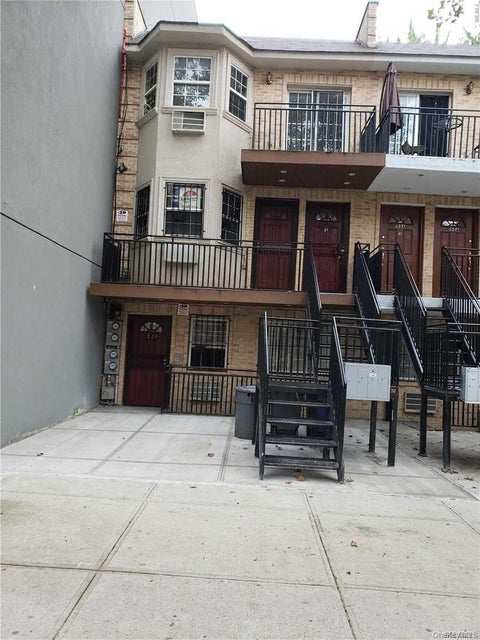 Apartment For Rent - 190 Stuyvesant Avenue<br/> Brooklyn, NY 11221