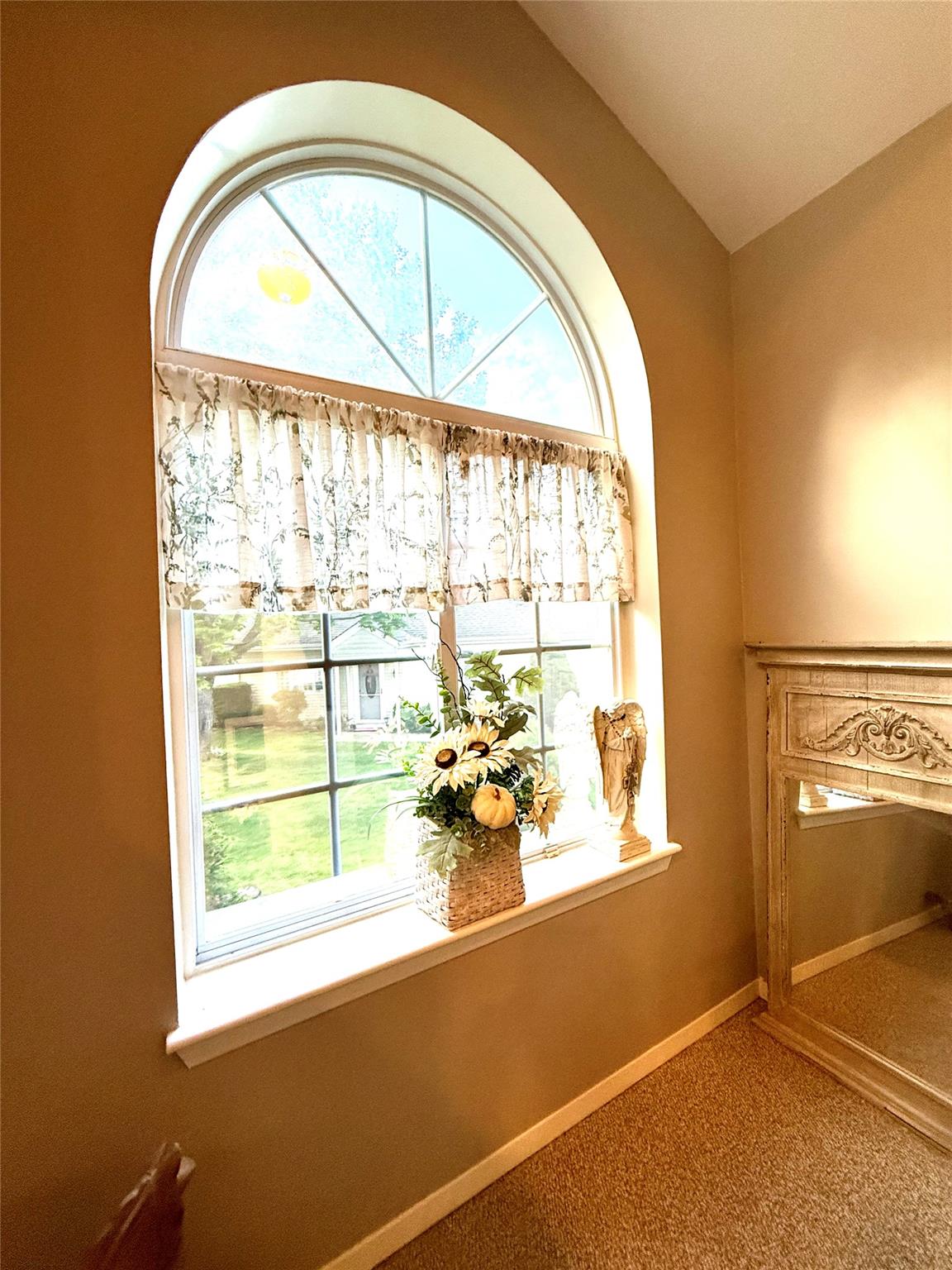 186 Gothic Circle, Manorville, New York image 26