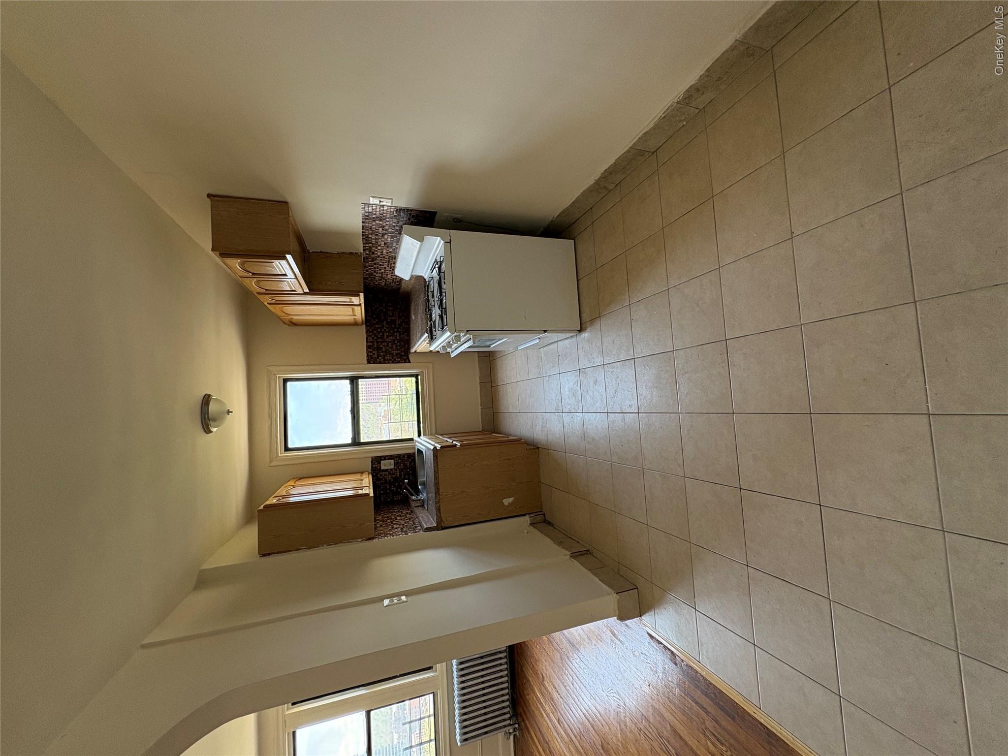 30 Locust Hill Avenue 7L