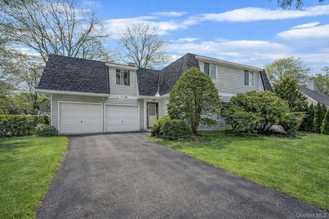 22 Meyer Lane Medford NY 11763