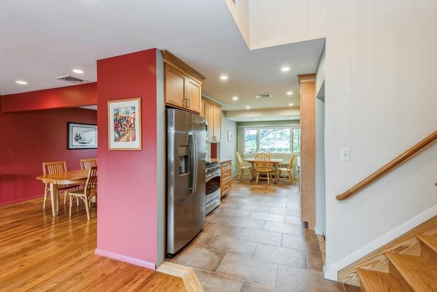 95 Nassau Avenue, Plainview, New York image 3