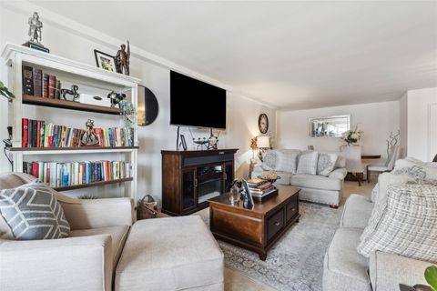 60 Hempstead Avenue Unit 1E, Lynbrook, NY 11563 - MLS#: 847540