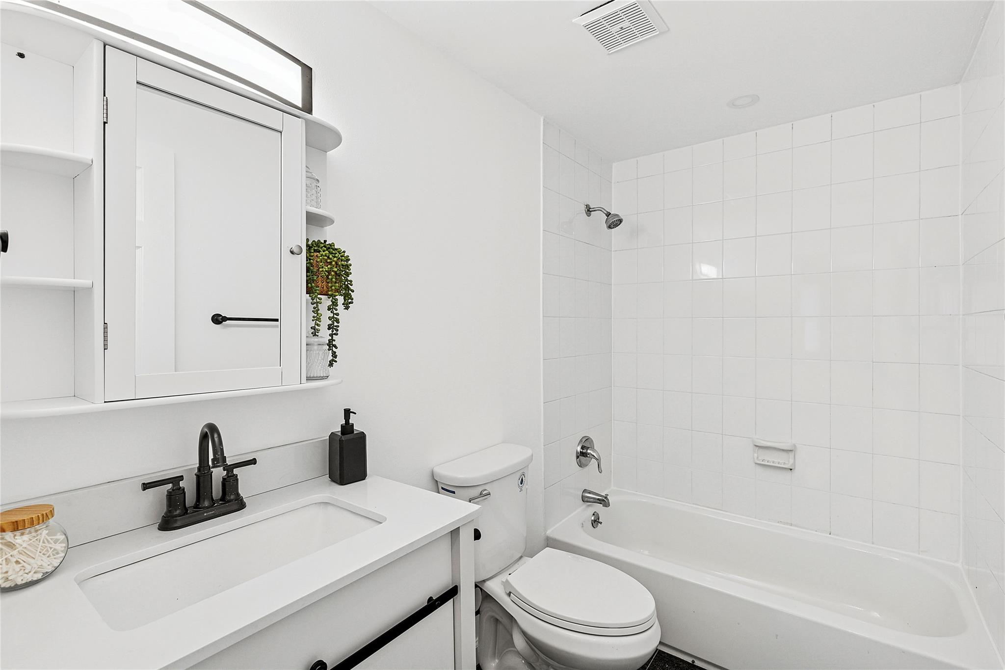 46 Saint George Drive, Shirley, New York image 8