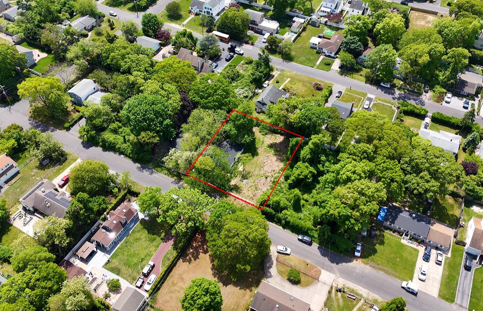 46 Saint George Drive, Shirley, New York image 14