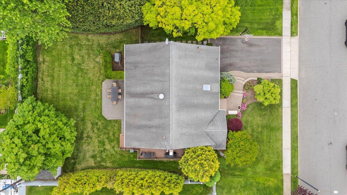 26 Tioga Drive, Jericho, New York image 38