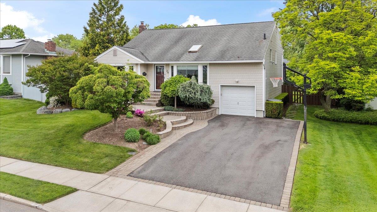 26 Tioga Drive, Jericho, New York image 36