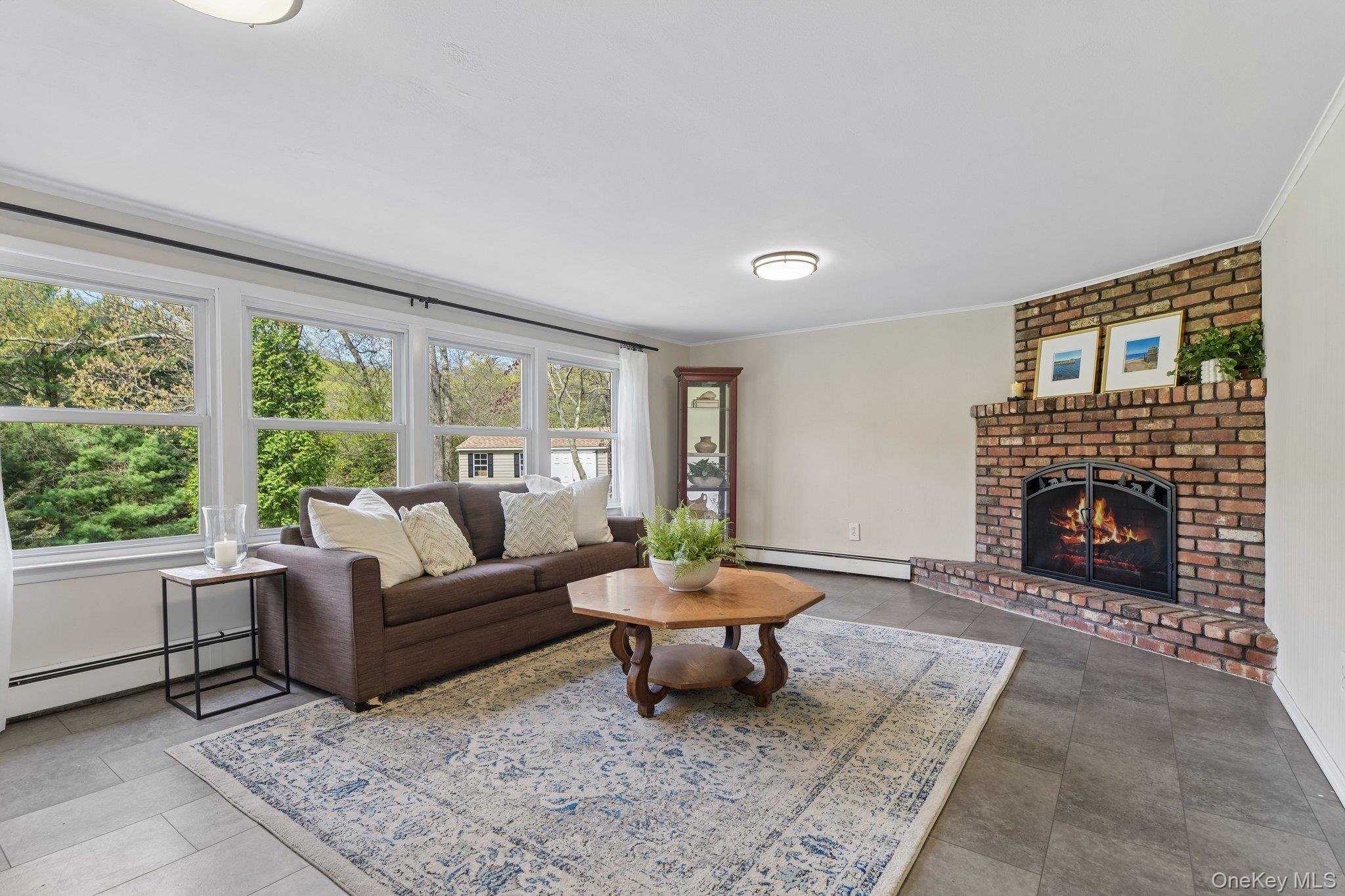 50 Stony Hollow Road