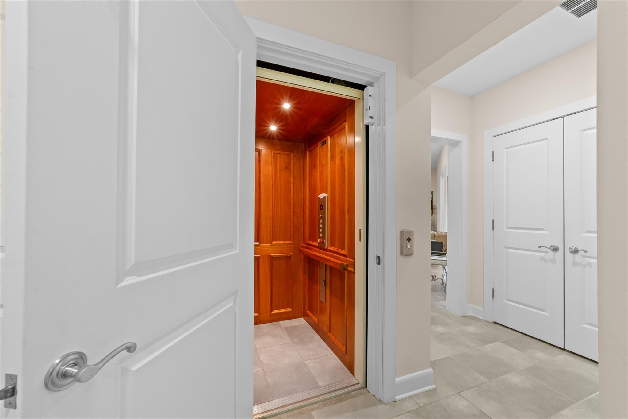 153 W Main Street, Tarrytown, New York image 27