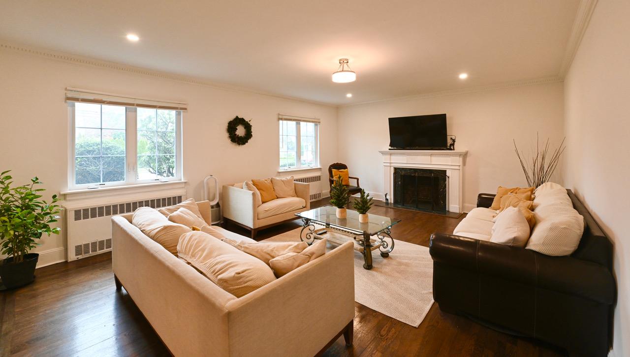421 N Long Beach Road, Rockville Centre, New York image 11