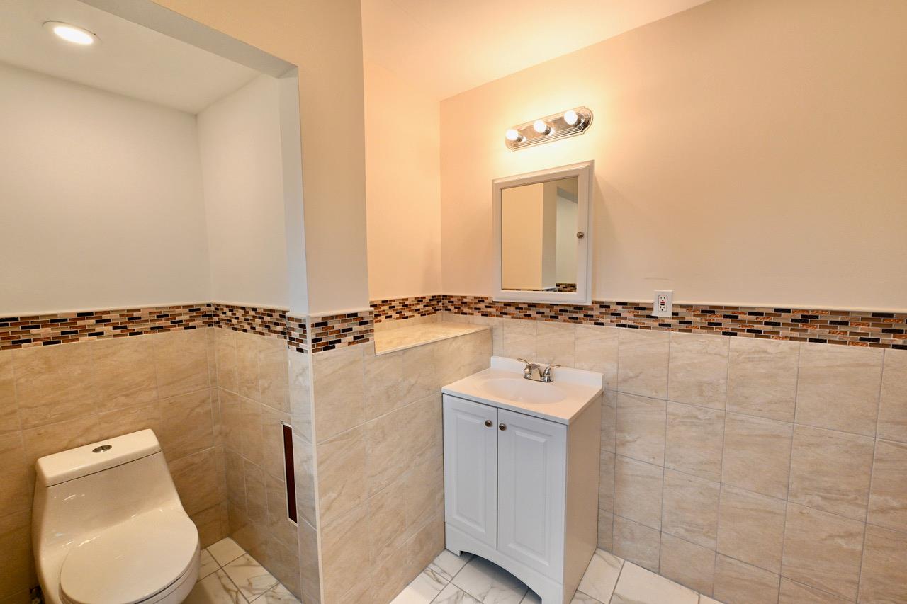 421 N Long Beach Road, Rockville Centre, New York image 29