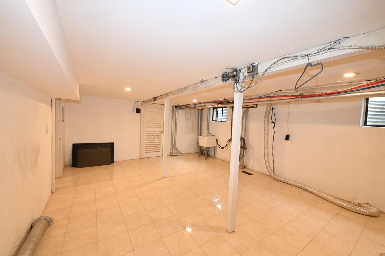 421 N Long Beach Road, Rockville Centre, New York image 35