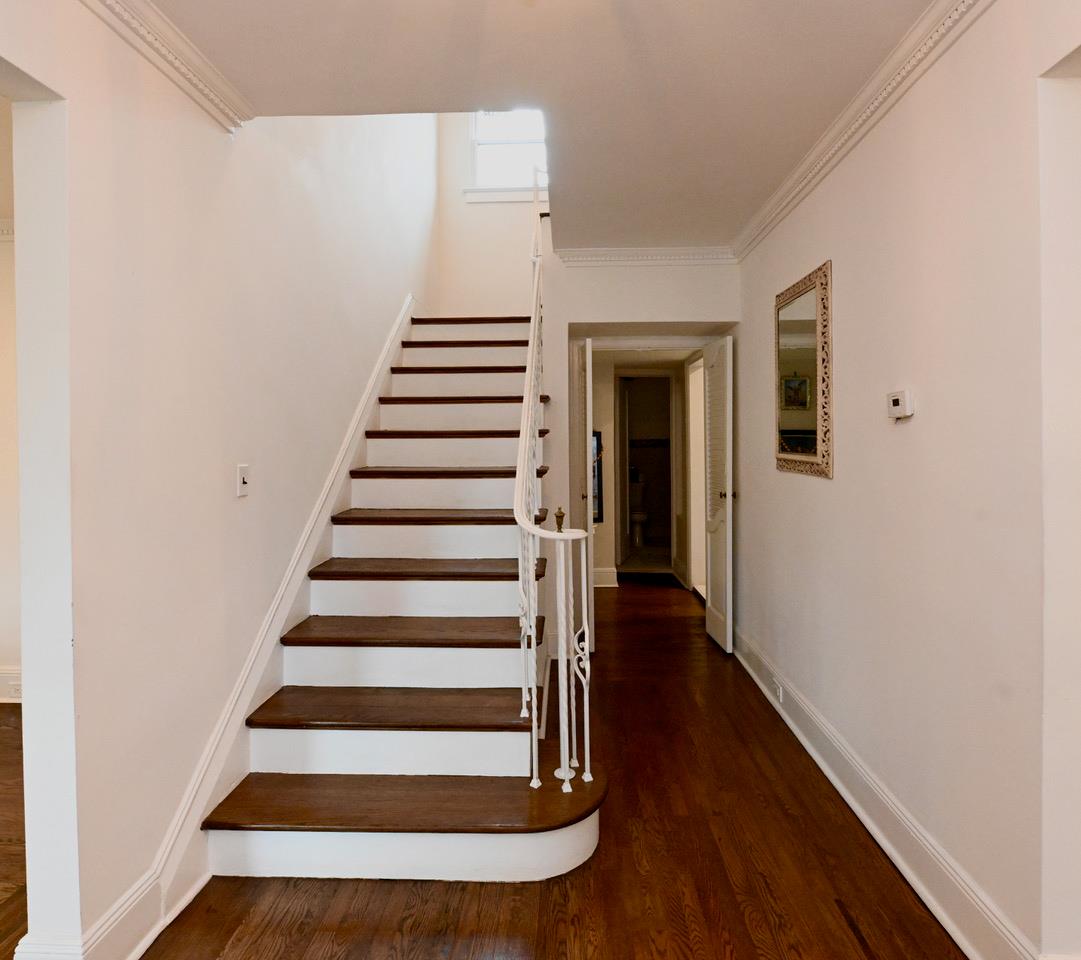 421 N Long Beach Road, Rockville Centre, New York image 17