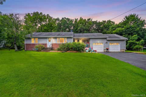 Photo of 11 Lorraine Court, New City, NY 10956 (MLS # 1036066)