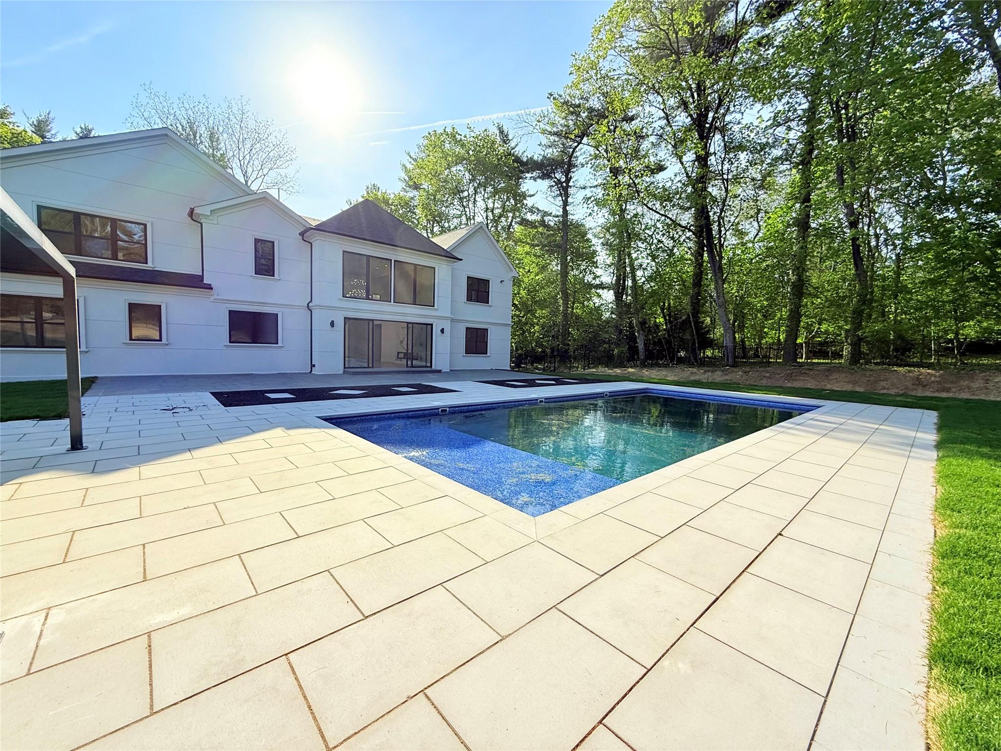 412 Mill River Road, Oyster Bay, New York image 40