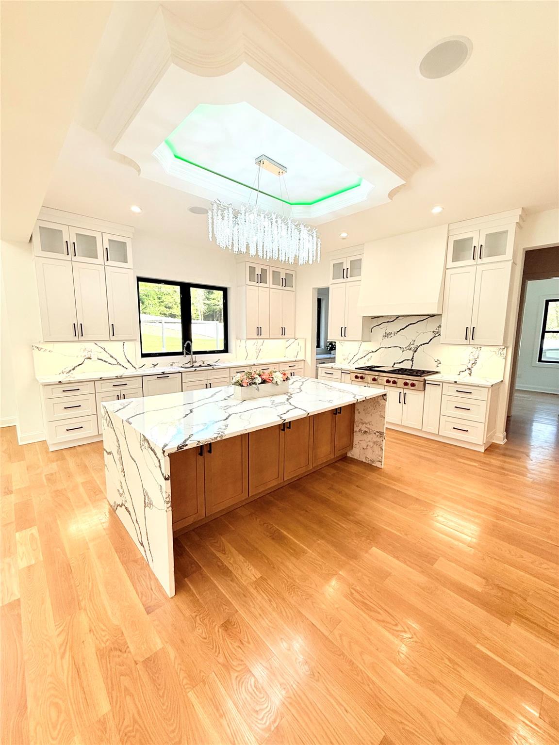 412 Mill River Road, Oyster Bay, New York image 12