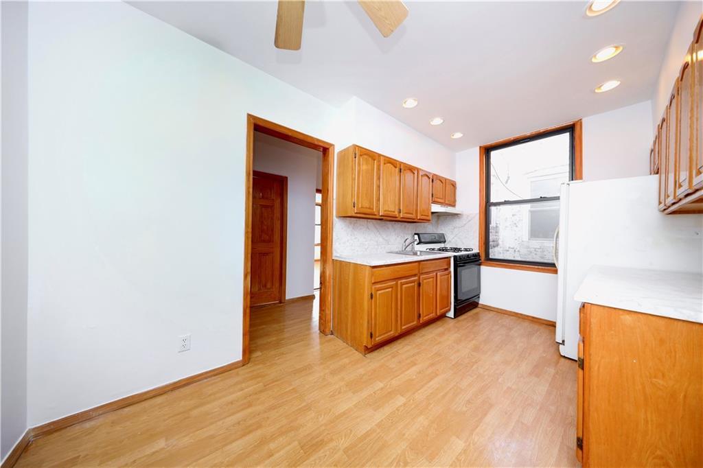1271 Tabor Court