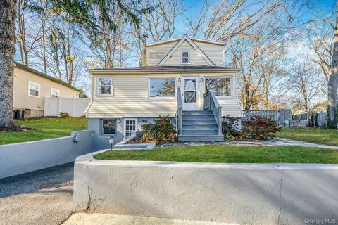 44 Lynbrook Drive, Sound Beach, NY 11789 - MLS#: 938766