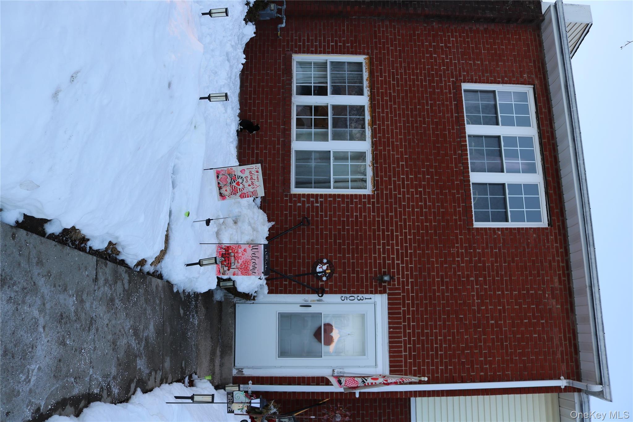 276 Temple Hill Road 1305