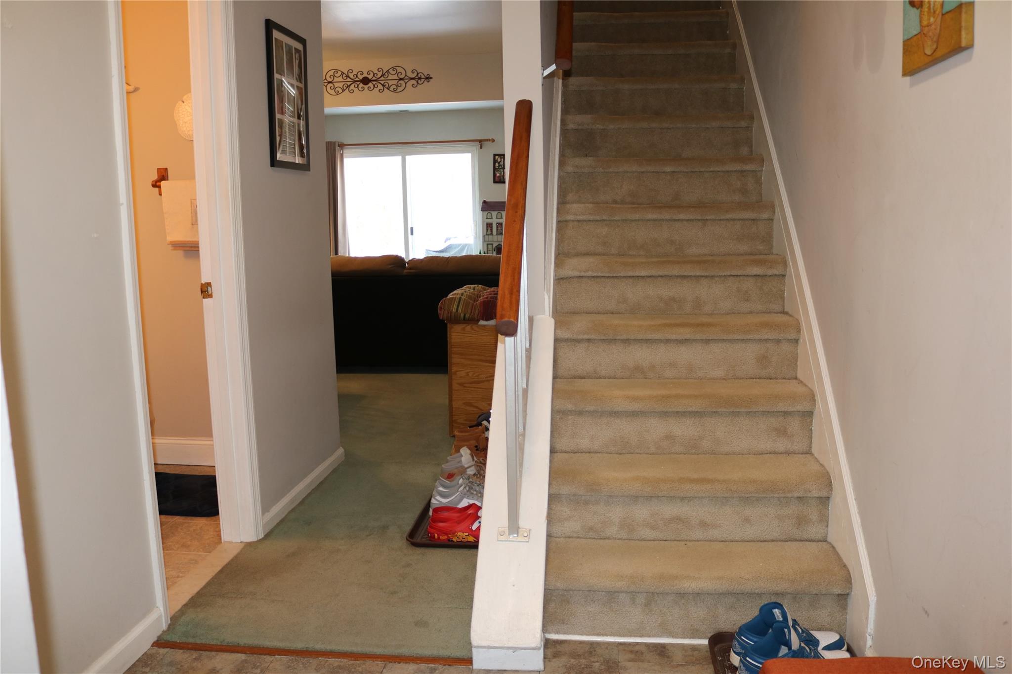 276 Temple Hill Road 1305