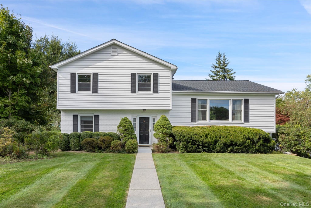 Photo of 280 Somerston Road, Yorktown Heights, NY 10598 (MLS # 1054250)
