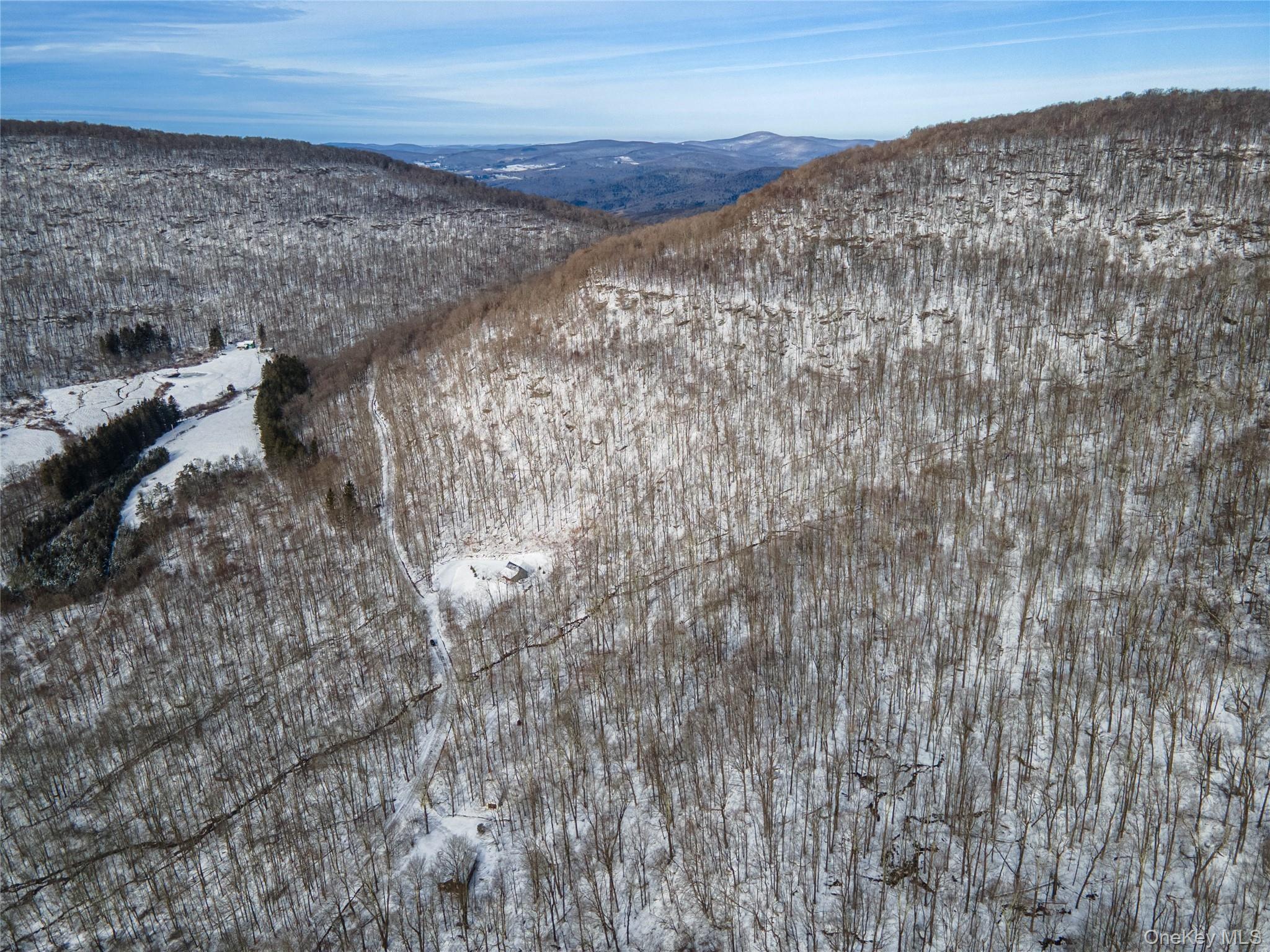 499 Cross Mountain Road