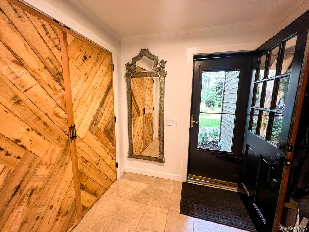 1045 Wagon Wheel Lane