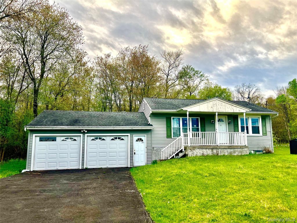 Photo of 926 Route 17M, Middletown, NY 10940 (MLS # 992265)
