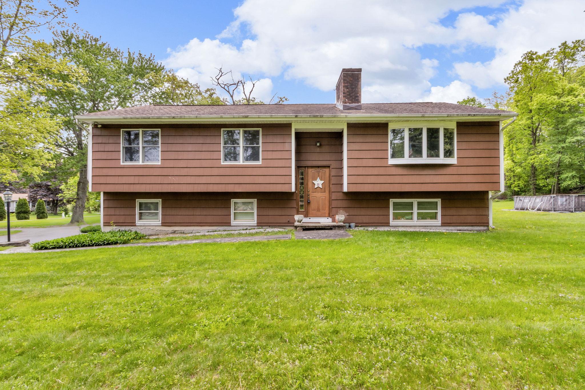 122 Minor Road, Brewster, New York image 1