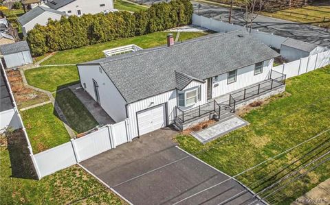 65 39th Street Islip NY 11751