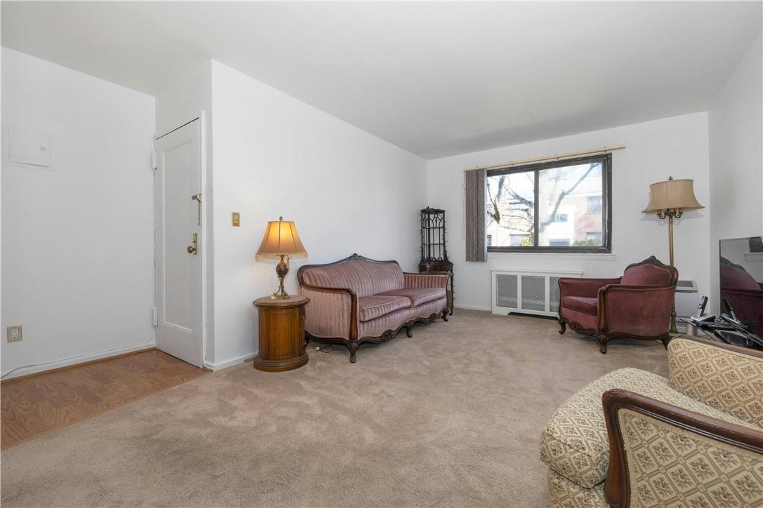 28 Lawrence Drive #A, White Plains, New York image 3