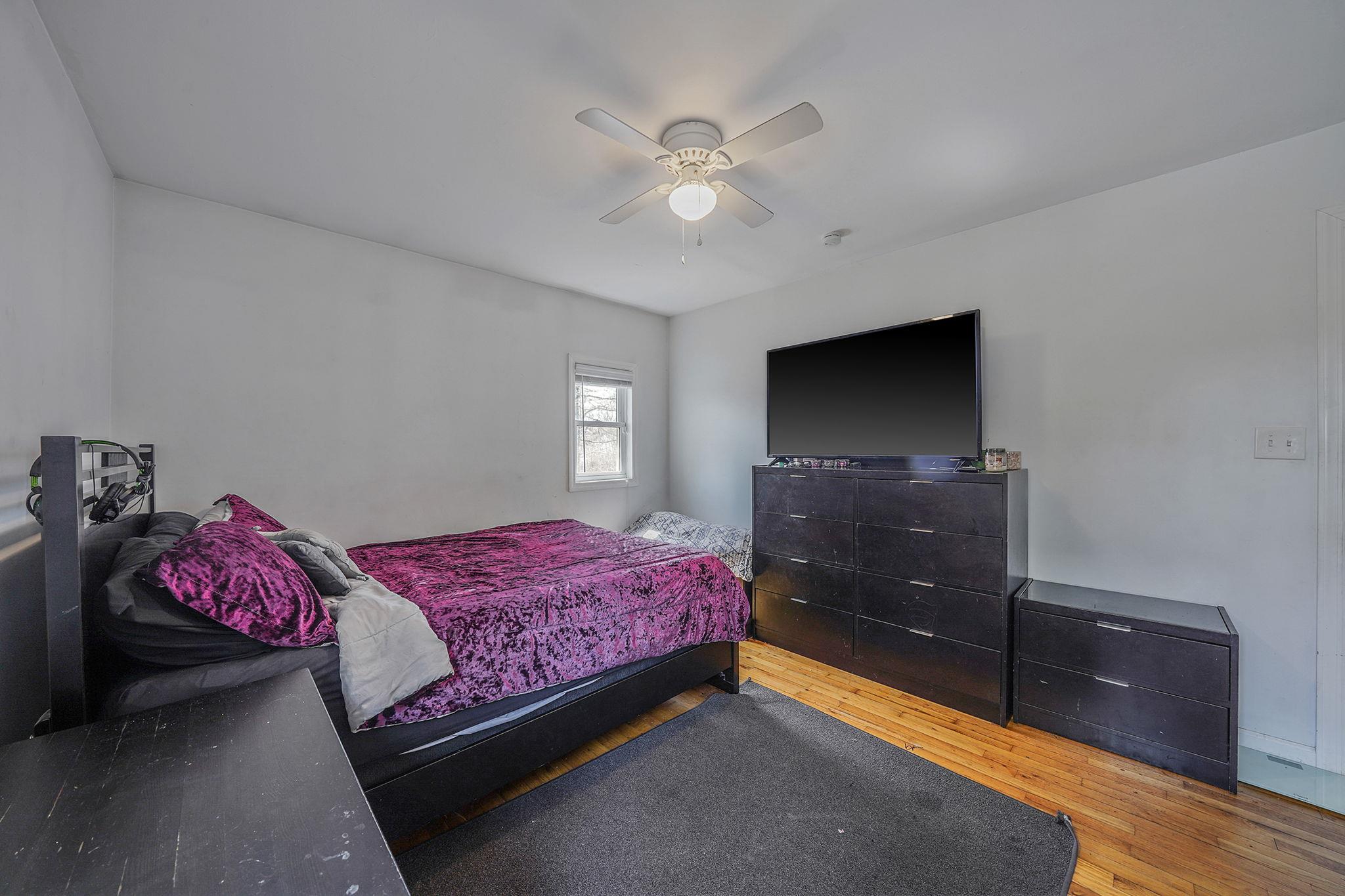 214 Mastic Boulevard, Mastic, New York image 9