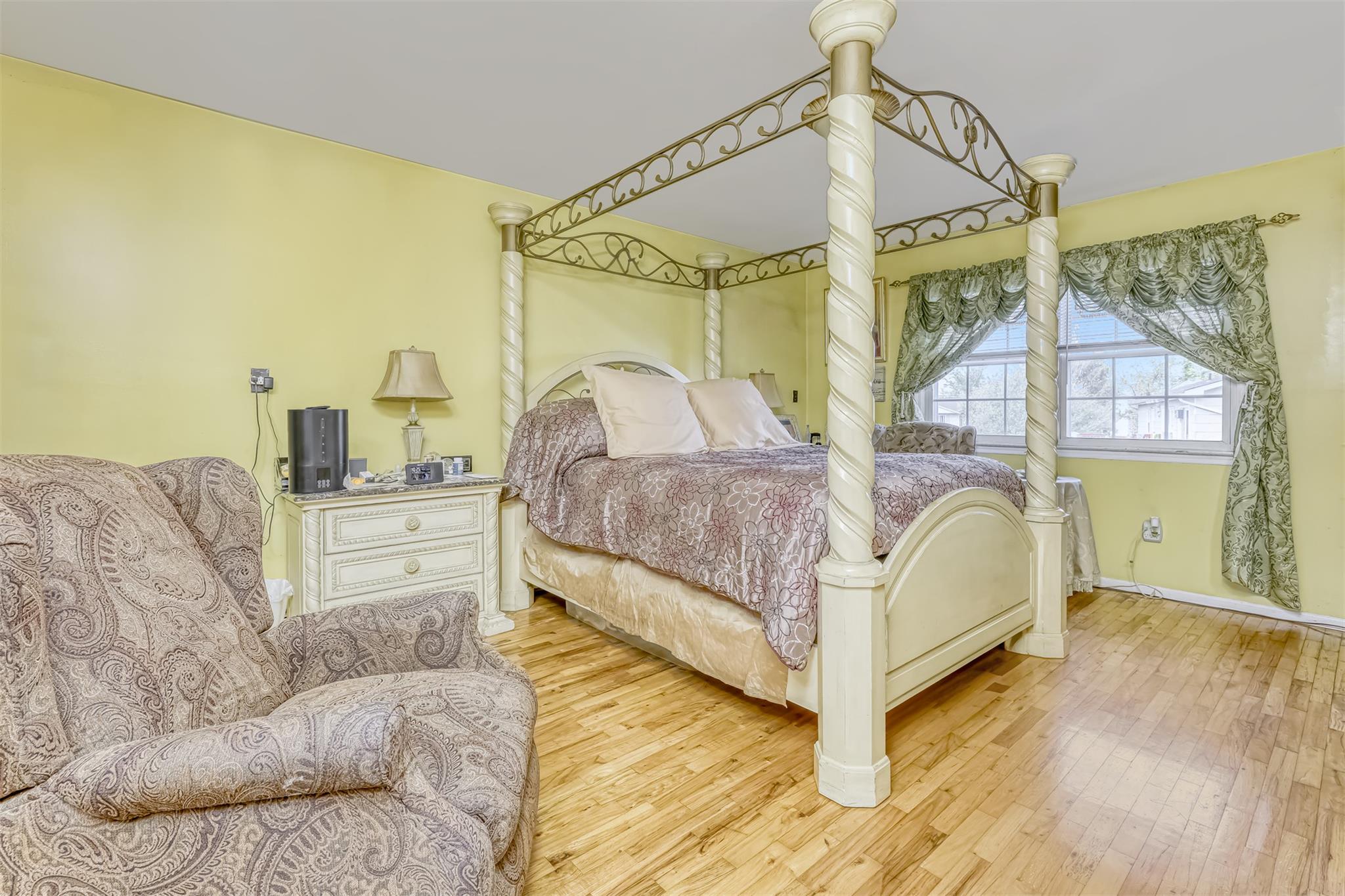 4 Stacie Lane, Spring Valley, New York image 15