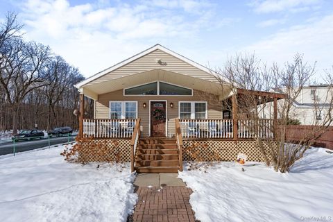 106 John Street Maybrook NY 12543