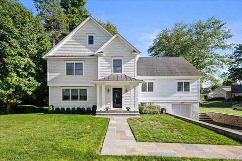 Homes For Sale - 299 Stratton Road<br/> New Rochelle, NY 10804
