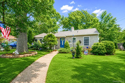 Photo of 58 Royal Avenue, Flanders, NY 11901 (MLS # 1009845)