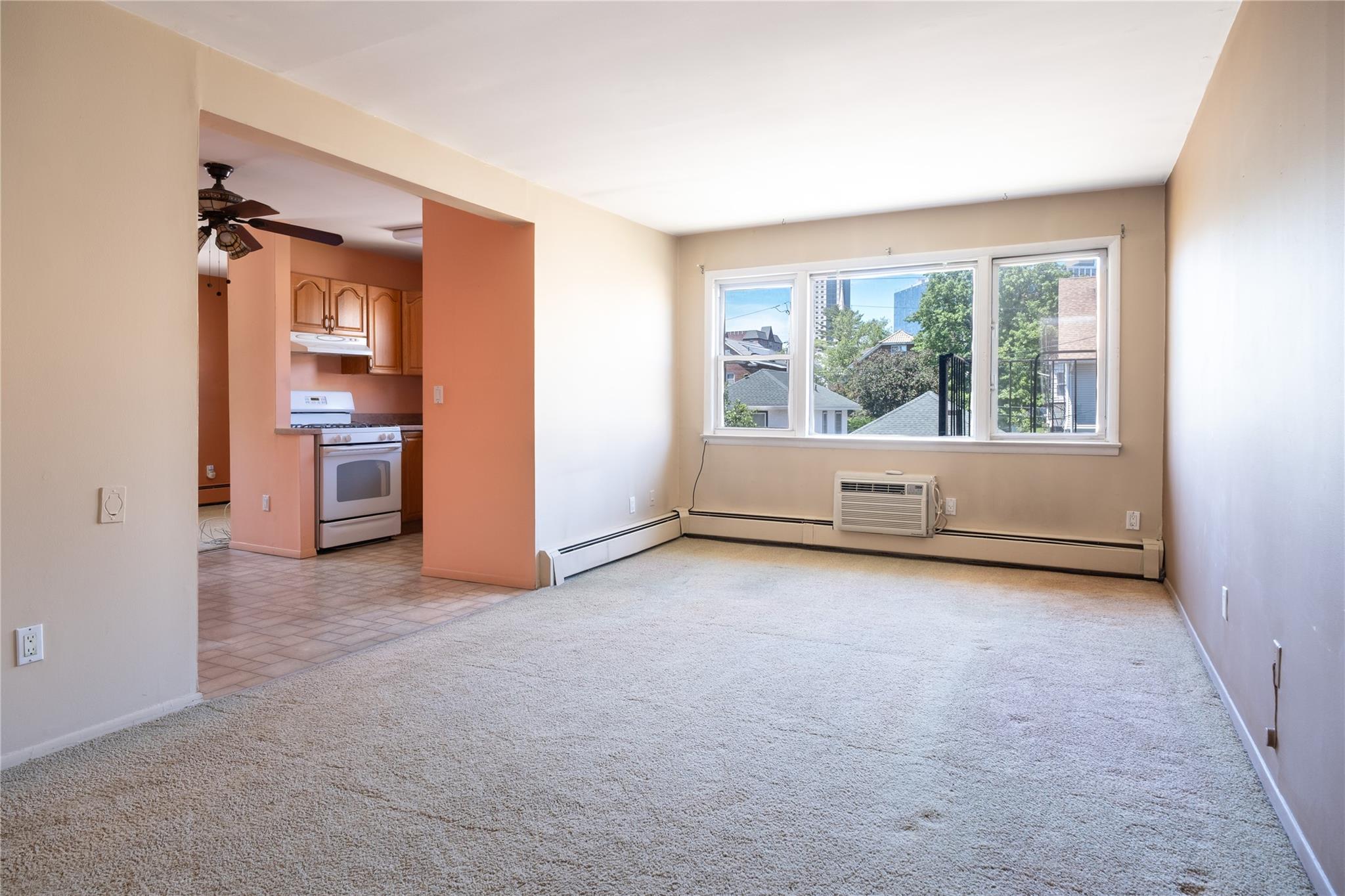 200 Centre Avenue #3B, New Rochelle, New York image 1