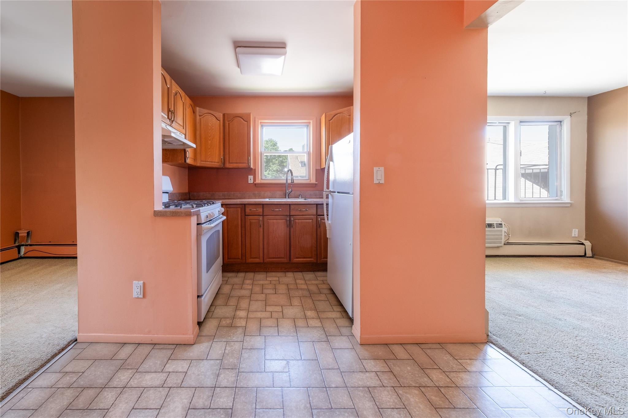 200 Centre Avenue 3B