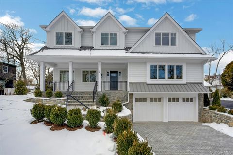 Apartment For Sale - 780 Forest Avenue<br/> Larchmont, NY 10538