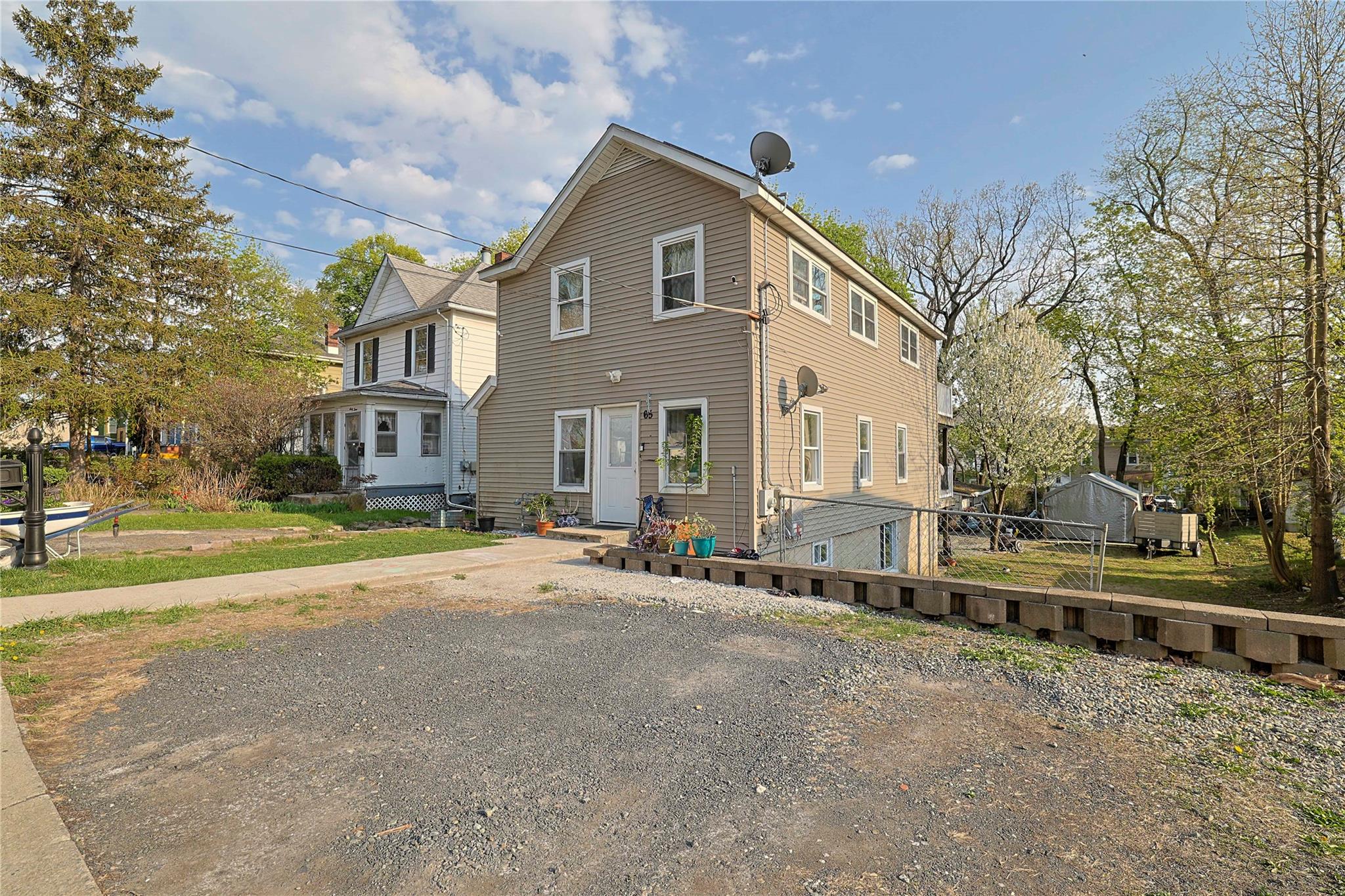 65 Poplar Street