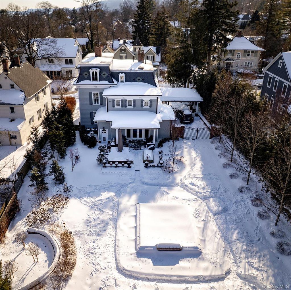 Photo of 32 Tallman Avenue, Nyack, NY 10960 (MLS # 954289)