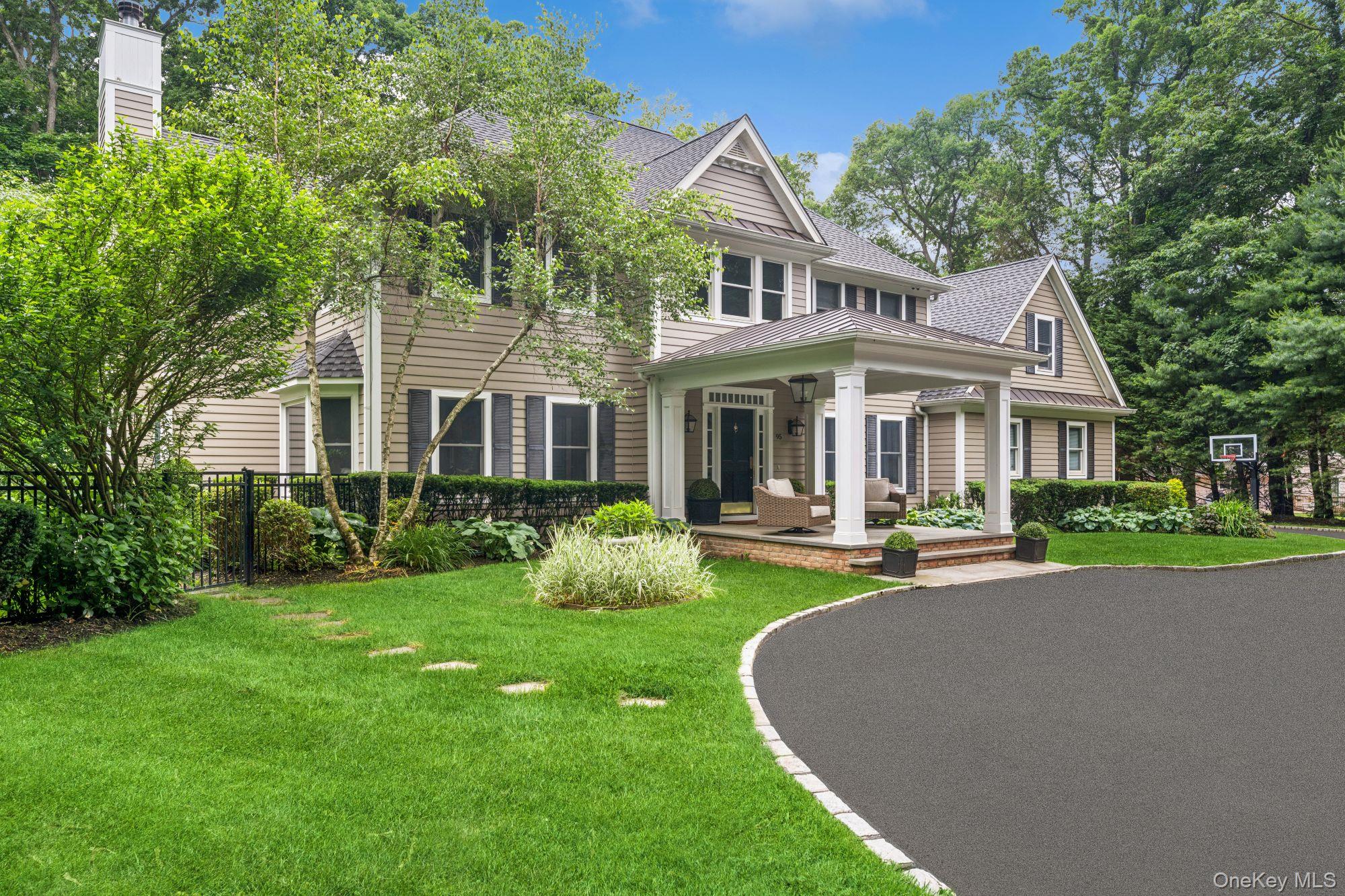 95 Huntington Bay Road